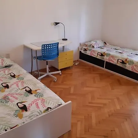 Apartment See View *